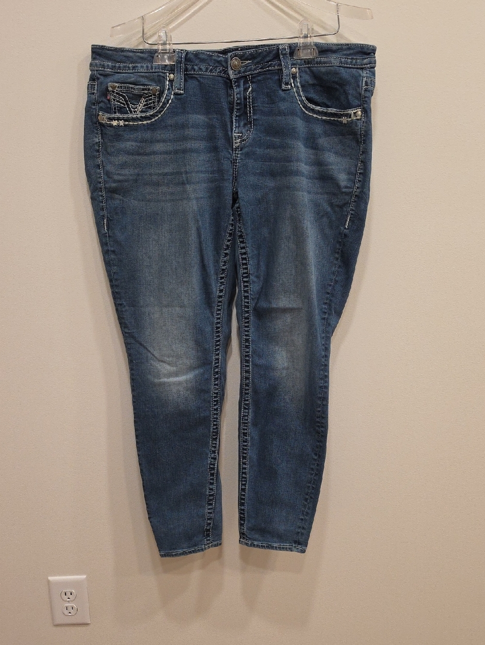 Vigoss Women's Skinny Jeans in Blue Denim with Whiskering